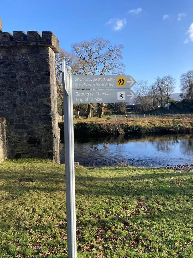 Dom wakacyjny Eagles Lodge Killarney